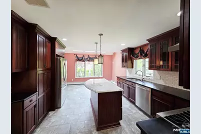 716 Holly Court 716 #716, Norwood, NJ 07648 - Photo 13