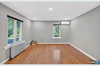109 Park Street, Ridgefield Park, NJ 07660 - Photo 35