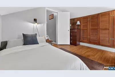 7 Spier Drive, Livingston, NJ 07039 - Photo 19