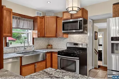 7 Spier Drive, Livingston, NJ 07039 - Photo 7