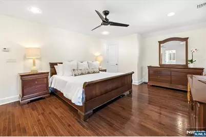 138 Melrose Place, Ridgewood, NJ 07450 - Photo 17