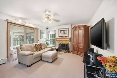 27 Pennsylvania Avenue, Montvale, NJ 07645 - Photo 17