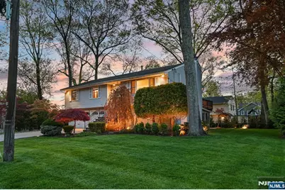 27 Pennsylvania Avenue, Montvale, NJ 07645 - Photo 33
