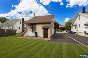 5-23 Canger Pl, Fair Lawn, NJ 07410 - Photo 11