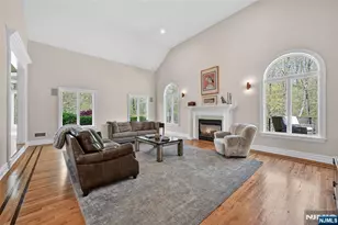9 Heller Ct, Mahwah, NJ 07430 - Photo 13