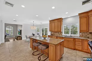 9 Heller Ct, Mahwah, NJ 07430 - Photo 15