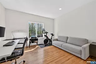 9 Heller Ct, Mahwah, NJ 07430 - Photo 23