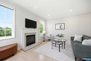 419 Hartford Dr 4020, Nutley, NJ 07110 - Photo 19