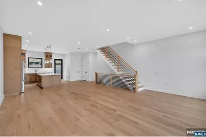 522 Valley Road 2 #2, Clifton, NJ 07013 - Photo 13