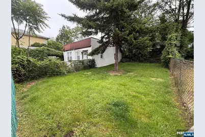 78 Gaston Avenue 1st Floor #1st floor, Garfield, NJ 07026 - Photo 15