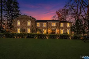 27 Pine Hill Rd, Old Tappan, NJ 07675 - Photo 1