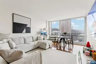 1215 Hudson Park 1215, Edgewater, NJ 07020 - Photo 5