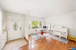 3 Burton Pl, Cresskill, NJ 07626 - Photo 3