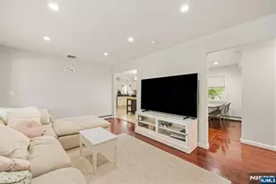 3 Burton Pl, Cresskill, NJ 07626 - Photo 5