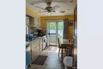 57 Oak Street, Rochelle Park Township, NJ 07662 - Photo 7