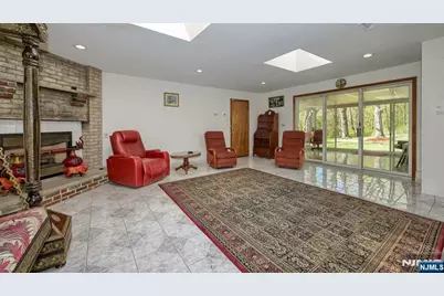 227 Emily Drive, Park Ridge, NJ 07656 - Photo 11