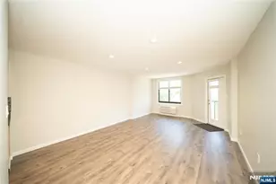 115 Polifly Road 5D, Hackensack, NJ 07601 - Photo 3