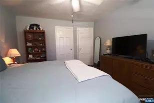 348 Plaza Rd, Fair Lawn, NJ 07410 - Photo 19