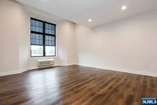 110 Market Street 206, Saddle Brook Township, NJ 07663 - Photo 9