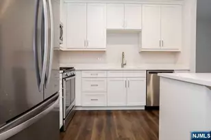 110 Market Street 206, Saddle Brook Township, NJ 07663 - Photo 3