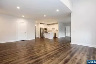 110 Market Street 206, Saddle Brook Township, NJ 07663 - Photo 5