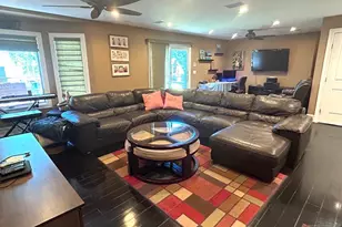 590 Maitland Ave, Teaneck Township, NJ 07666 - Photo 5