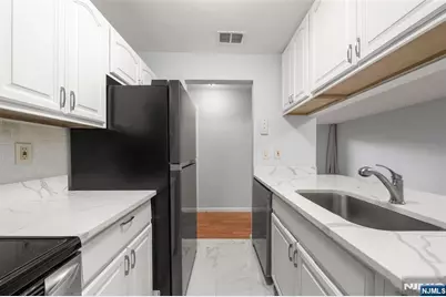 216A Washington Avenue 216A #216A, Fort Lee, NJ 07024 - Photo 7