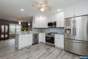 678 Bloomfield Ave 678, West Caldwell, NJ 07006 - Photo 11