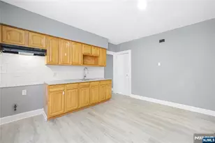 36 Cortland St, Newark, NJ 07105 - Photo 19