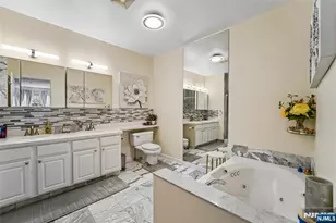 140 The Promenade, Edgewater, NJ 07020 - Photo 11