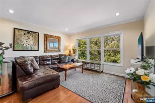 140 The Promenade, Edgewater, NJ 07020 - Photo 3