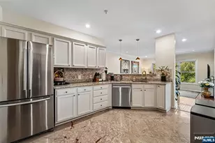 140 The Promenade, Edgewater, NJ 07020 - Photo 7