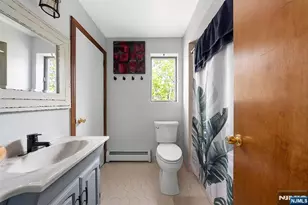 29 Pine St, Lodi, NJ 07644 - Photo 25