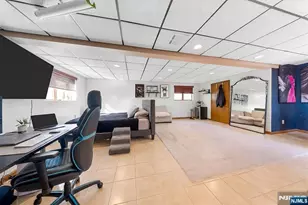 29 Pine St, Lodi, NJ 07644 - Photo 23