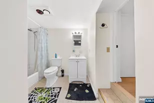 29 Pine St, Lodi, NJ 07644 - Photo 33