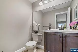 11 Cliff Dr 11, Englewood, NJ 07631 - Photo 15