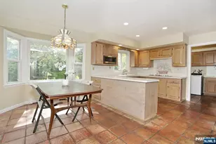544 Hague Ct, Oradell, NJ 07649 - Photo 11