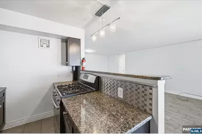 6040 Boulevard E 21J #21j, West New York, NJ 07093 - Photo 5