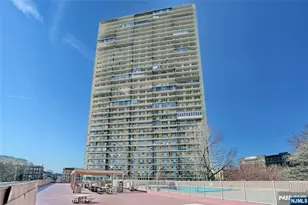 6040 Blvd E 21J, West New York, NJ 07093 - Photo 13