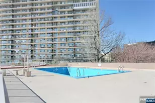 6040 Blvd E 21J, West New York, NJ 07093 - Photo 17