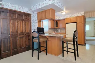 749 Ten Eyck Ave, Lyndhurst Township, NJ 07071 - Photo 7