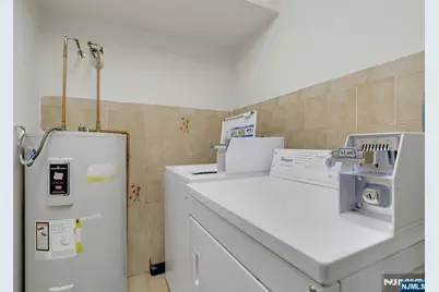 9249 John F Kennedy 420 #420, North Bergen, NJ 07047 - Photo 17