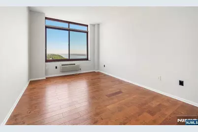 100 Old Palisade Road 4113 (Ph13) #4113 (PH13), Fort Lee, NJ 07024 - Photo 17
