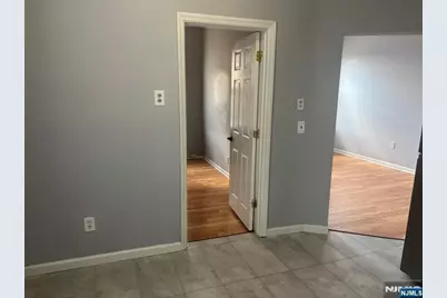 449 Palisade Avenue 4 #4, Garfield, NJ 07026 - Photo 11