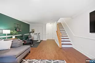 204 Swathmore Dr 2005, Nutley, NJ 07110 - Photo 33