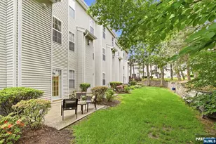 204 Swathmore Dr 2005, Nutley, NJ 07110 - Photo 35