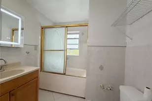 361 Fort Lee Rd, Teaneck Township, NJ 07666 - Photo 7