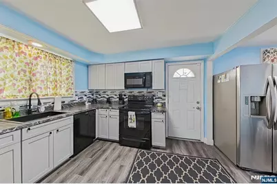 811 Lincoln Avenue, Burlington, NJ 08016 - Photo 19