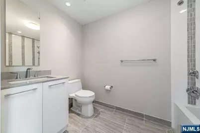 1200 Avenue Port Imp 508 #508, Weehawken, NJ 07086 - Photo 37