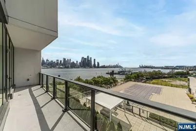 1200 Avenue Port Imp 508 #508, Weehawken, NJ 07086 - Photo 15